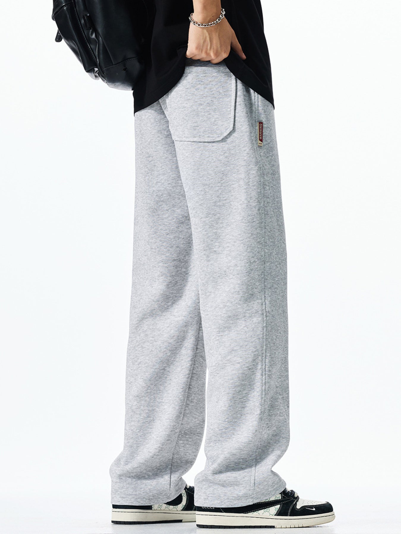 3ed80f9b84974180a08235b6e4335ba4-Max